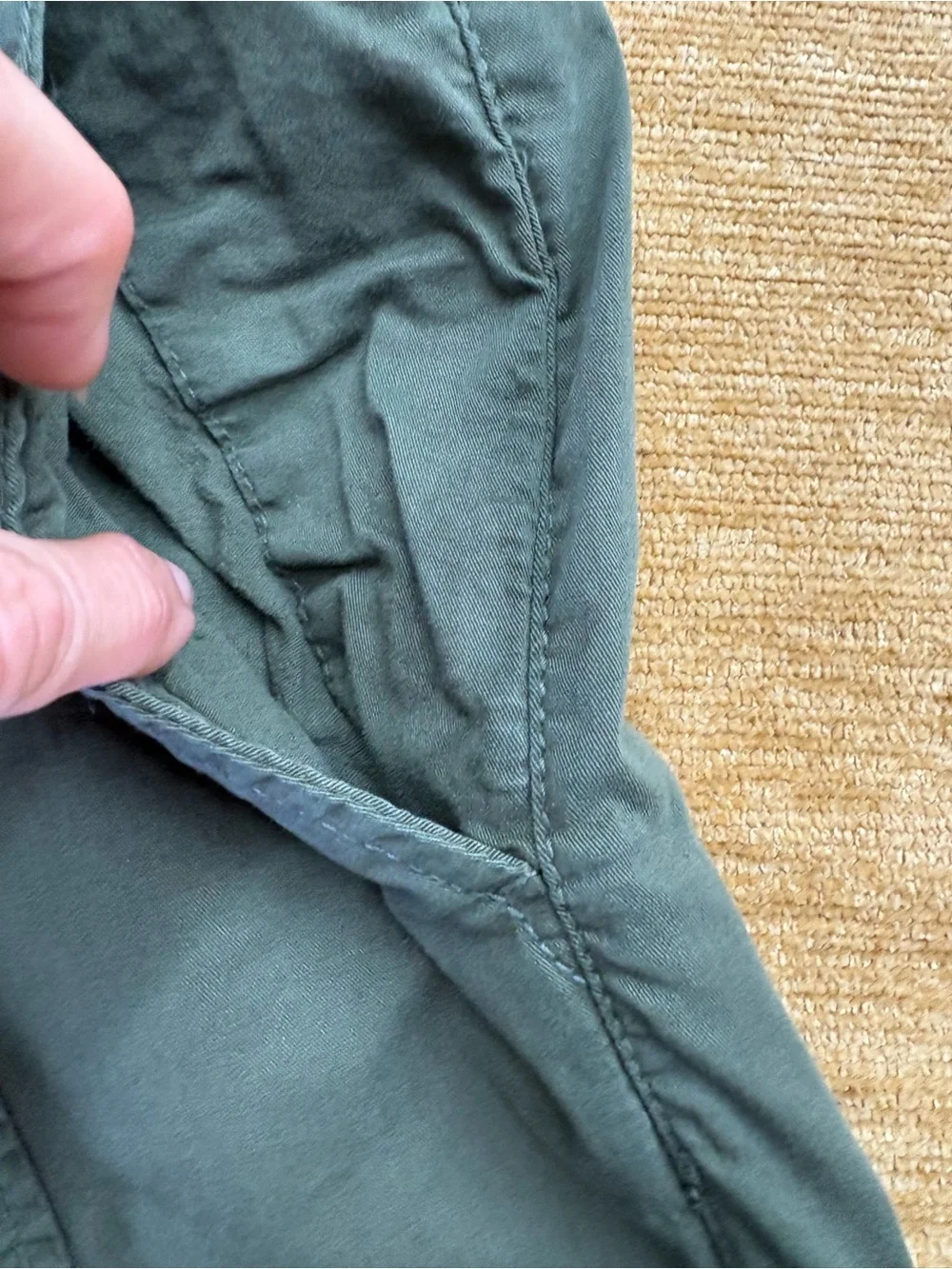 Sanctuary ladies 26 waist, Olive Green cotton blend Cargo Joggers